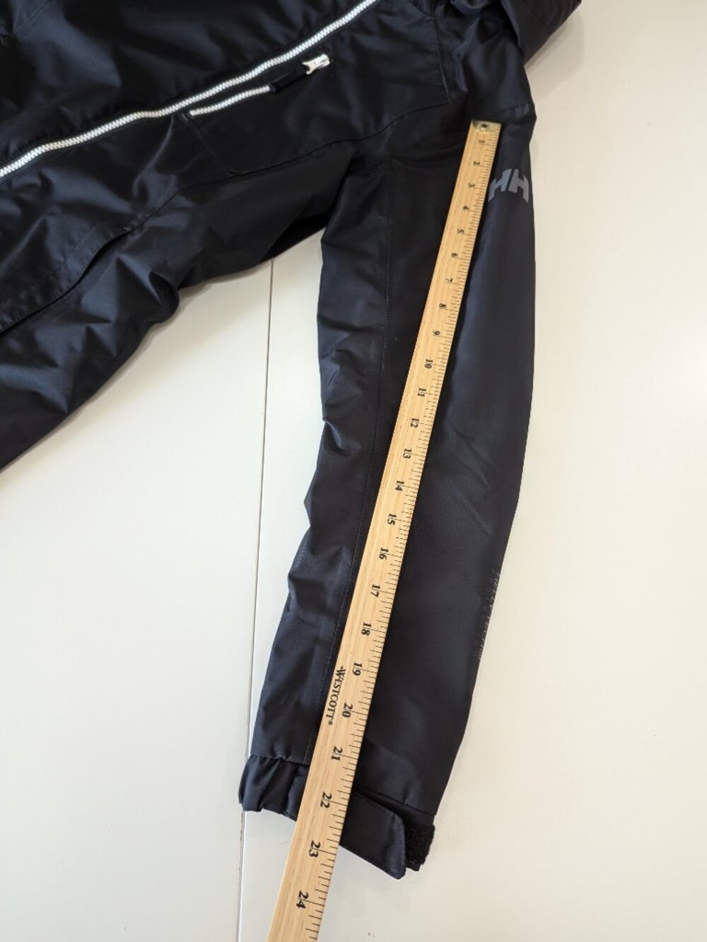 Helly Hansen Women's Belfast Jacket - Black - Picture 10 of 12